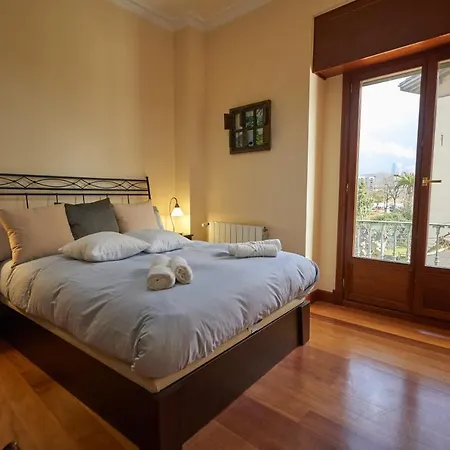 Apartamento Bio Exclusivo En Con De Plaza De Parking Posible * Bilbao